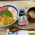 海鮮丼 角島 魚心 - 