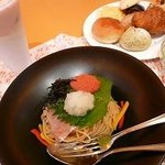 洋食屋 Bom Dia - 焼きたてのパンが美味し♪