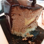 ル ミュゼ ドゥ アッシュ - ミュゼ（断面）