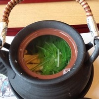 京懐石 美濃吉 横浜ランドマークプラザ店 - 松茸土瓶蒸し