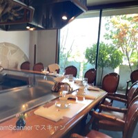 利心 - 鉄板焼きカウンター