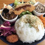 カメイノ食堂 - マフェ