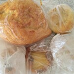 Bakery Cafe COPPET - 5種類のパン買いました。