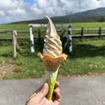 牛乳専科もうもう - コーヒー牛乳ソフトクリーム