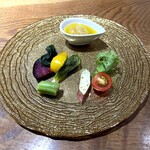 イタリア料理 小西屋 - アミューズ（丹後産オーガニック野菜（へしこ入りバーニャカウダー）