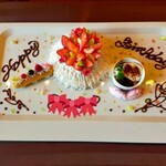 インコントロ オステリア&グリル - 20230917ランチで頼んだホールケーキ