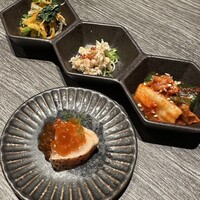 牛に金棒 麻布十番 - 前菜　４種盛り合わせ