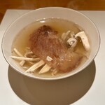 みえ田 - 松茸とフカヒレステーキのお鍋