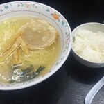 こだわり - 塩ラーメン700円