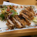 絆 - 鶏もも肉の塩焼き