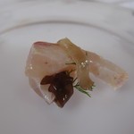 ウシマル - 勝浦産コショウ鯛と山武産木耳