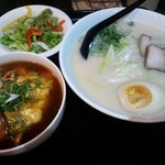 きっしゃん - ふわとろ天津飯＆あっさり豚骨ラーメン