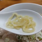 喜一 - 朝日屋食品の中太麺