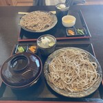 手打ち蕎麦 いとう - 料理写真:10割そばととり天丼 1200円 奥 もりそば 900円