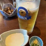 沼津うなよし - アルコールにはお通しの自家製豆腐が