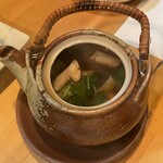 季節料理 よし野 - 土瓶蒸しの中身