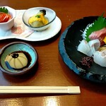 炙りダイニング ろばた焼き たる平 - 