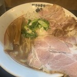 Tonkotsu Chuukasoba Gantare - 