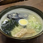 Ganso Shijimi Ramen Wakayama - 元祖しじみラーメン 和歌山 本店(青森県五所川原市十三羽黒崎)しじみラーメン(中貝)900円