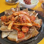 韓国屋台 豚大門市場 - 