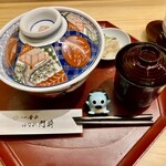 Isshin Kaneko - 大かき揚げ天丼に浅蜊の味噌汁