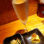 肉と野菜と日本酒と・・・ バリク - 千歳鶴 750円、お通し 400円