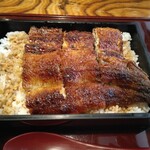 郡上炭火焼　うなぎの魚寅 - 