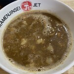 Ramen Jinsei Jetto Roppyaku - スープ