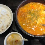 カルビ丼とスン豆腐専門店 韓丼 - 