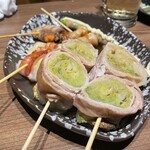 隠れ家個室 ユッケ肉寿司×野菜巻き串 菜花 - 