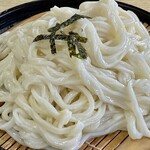 お多福うどん - 艶やかな麺肌の手打ち細麺