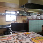 Hisui Tei - オープンキッチンで調理されてるところも見れます。