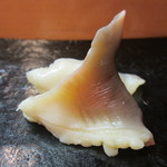 日本橋橘町　都寿司 - 長万部の北寄貝