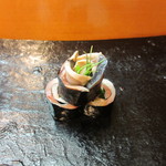 日本橋橘町　都寿司 - しめ鯖、大葉、浅葱、生姜の巻物