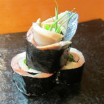 日本橋橘町　都寿司 - しめ鯖、大葉、浅葱、生姜の巻物