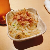 地葉 栄 - 
