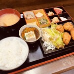 Izakaya Haru - チキンカツ定食