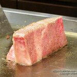 鉄板焼ステーキ 一ッ葉ミヤチク - 