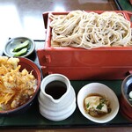 北の蕎麦屋 - 半舞茸天丼とお蕎麦（大盛り）