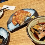 信州そば処 そじ坊 - 料理写真:ニシン、さつま揚げ、茄子煮浸し