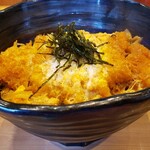 とんかつ とお山 - かつ丼のアップ