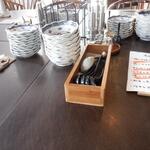 お酒と中華 eito - 内観　