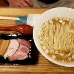 つけ麺・らぁ麺 やまこう - 塩ラーメン（大盛り不可）