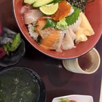 レストラン・ガーデン - うずしお海鮮丼
