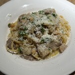 moltal - ワインラムとひよこ豆とペコリーノロマーノのパスタ、1,800円