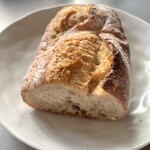 スリジエ - 全粒粉のバゲット