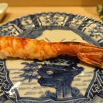 すし 良月 - ボタンエビの炭火焼き