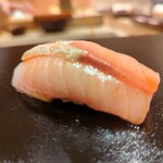 すし 良月 - ブリ