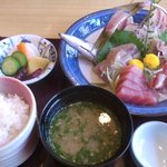 割烹 福寿司 - 刺身定食（\2,100）