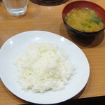 キッチン たか - ライス、味噌汁